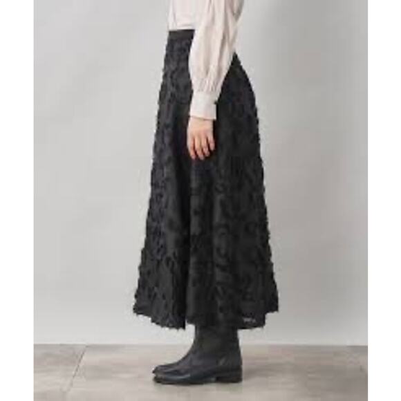 Armani Collezioni Long Skirt - Picture 1 of 9